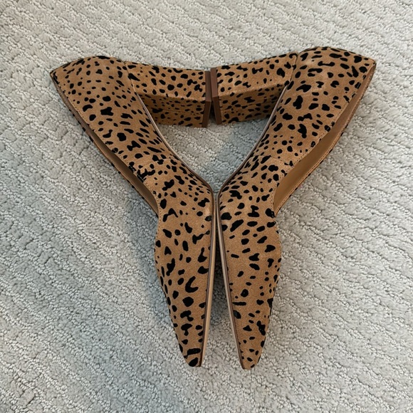 Gibson Latimer Petra Leopard Block Heel Pumps - Picture 4 of 7